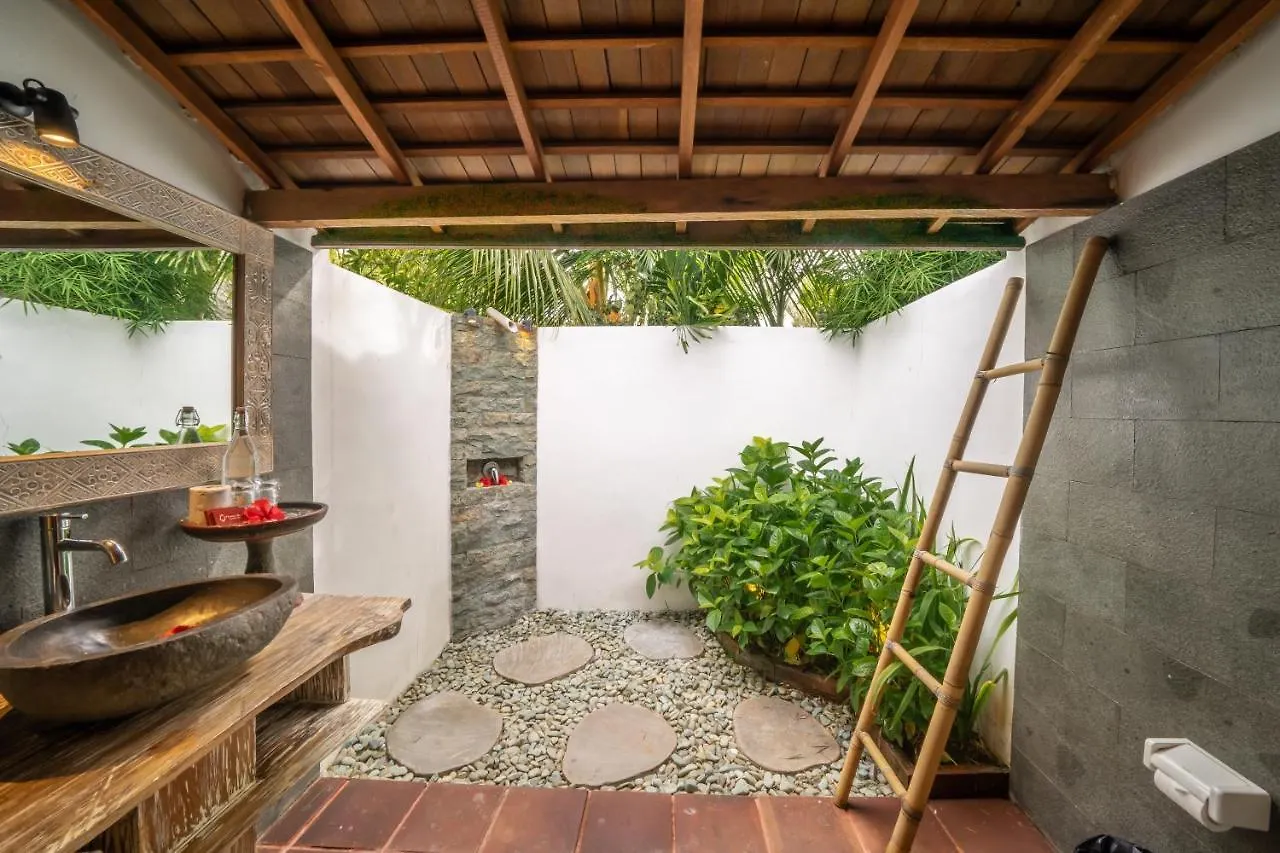 *** Parco vacanze Flower Bud Bungalow Balangan Jimbaran Indonesia